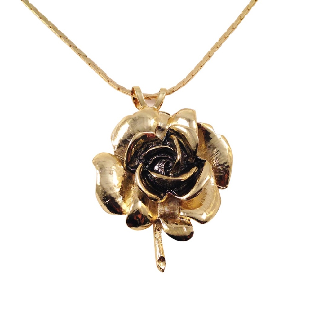 Vintage Style Long Golden Chain Rose Pendant